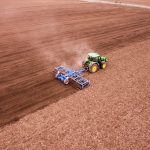Inżynier geodeta na budowie – {kiedy jego pomoc jest niezbędna